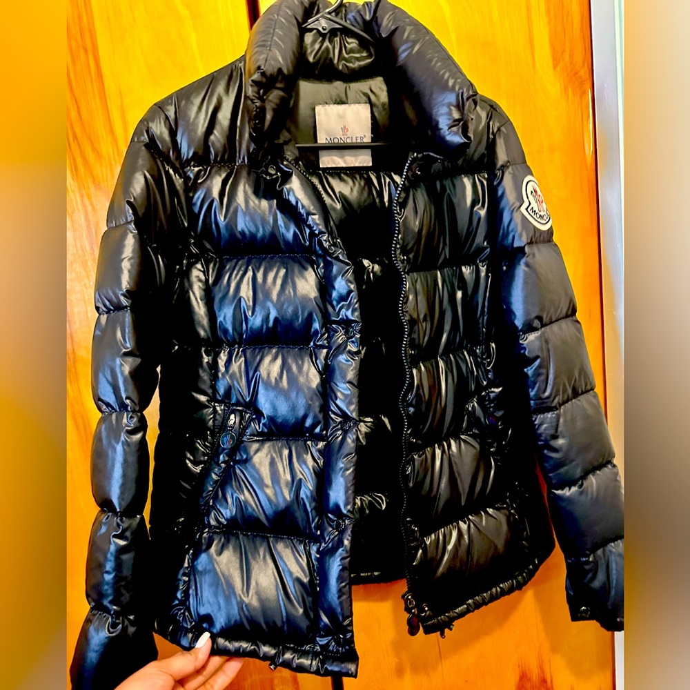 Authentic Women’s Moncler Badia Jacket.